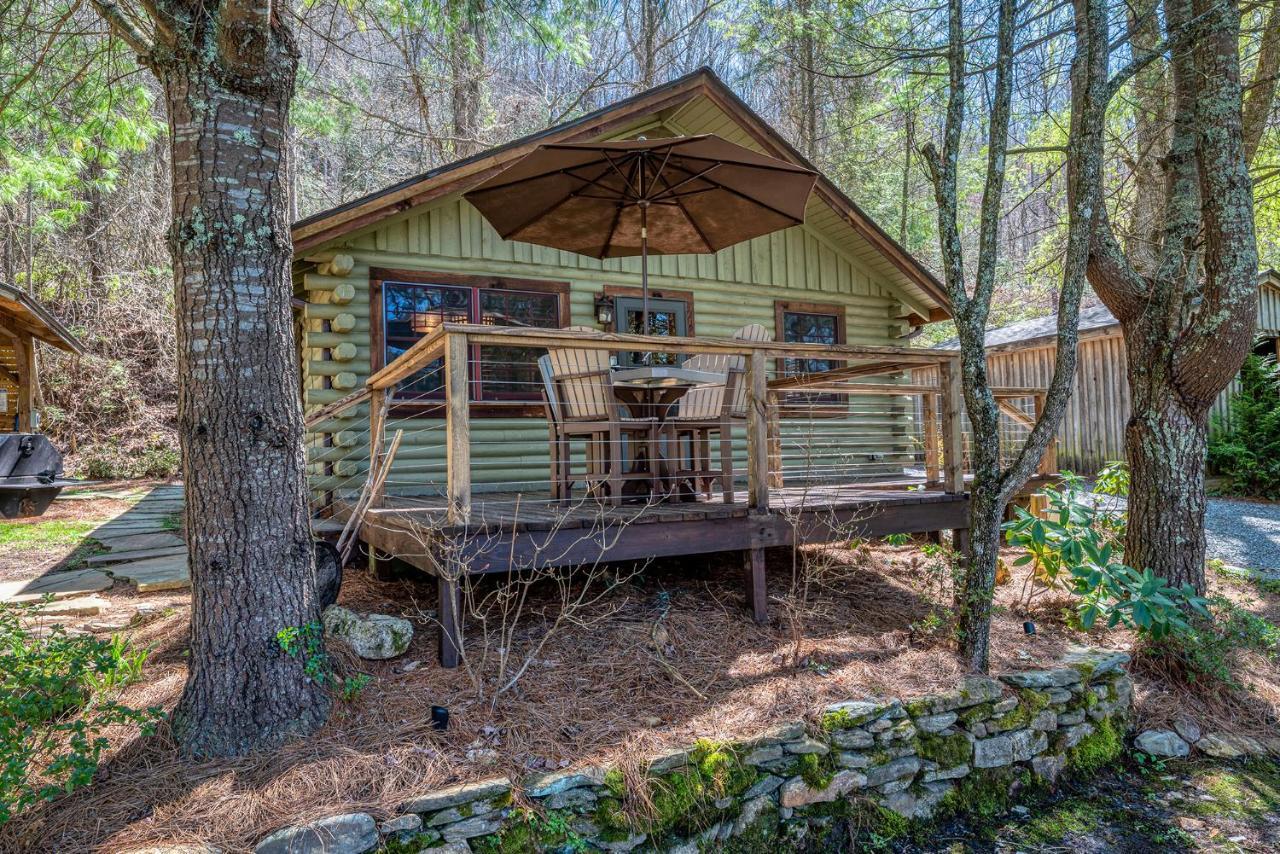 Staynantahala - Smoky Mountain Cabins And Luxury Yurts Aquone Exteriör bild