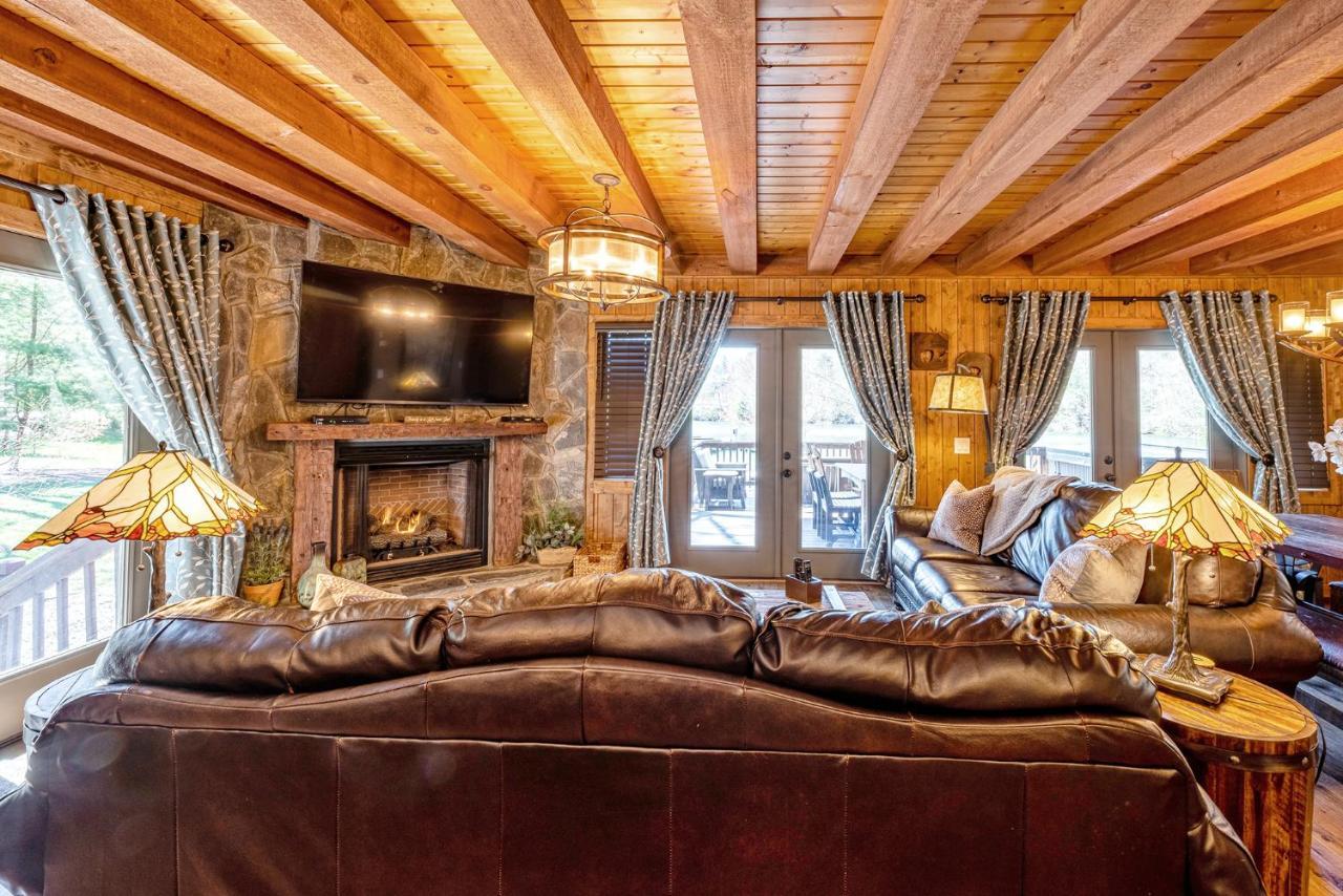 Staynantahala - Smoky Mountain Cabins And Luxury Yurts Aquone Exteriör bild
