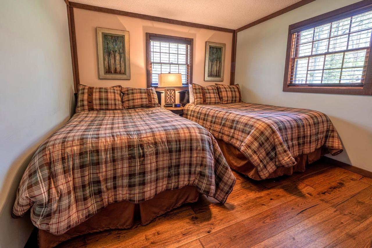Staynantahala - Smoky Mountain Cabins And Luxury Yurts Aquone Exteriör bild